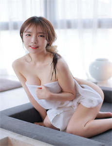 禁忌5完整版在线看中文-惊艳性感美女