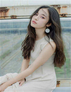 蜜芽高清完整视频-美眉脱内衣