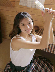 孙浩英车内发现女尸-厨房里的美妇喘息